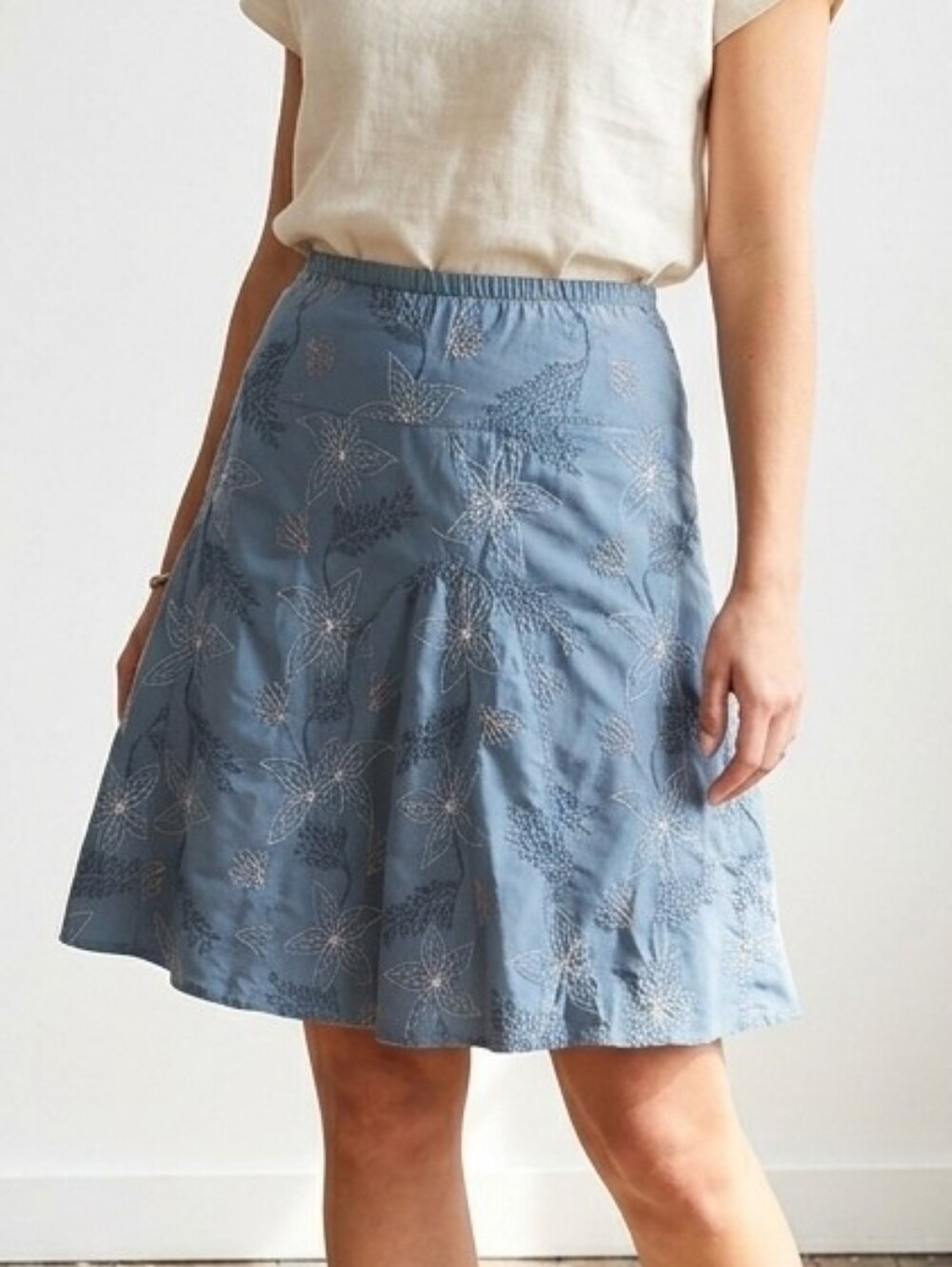 Embroidered Light Gray Blue Circle Skirt Boho Chic Y2k Style Cottagecore US 11